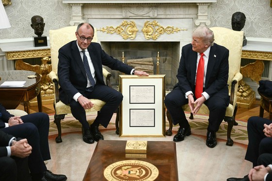 btdb1bf3a00bd8f29c28d4f152f6b9b042.jpg